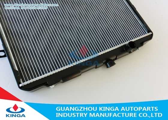 Sealed Hyundai Radiator H100 PORTER 2.4I ' 93 GRACE ' 93-2.5D MT Auto Radiators supplier