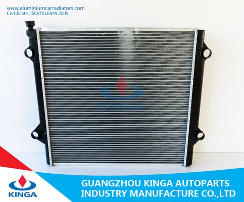 Toyota Tacoma 04 AT Aluminium Car Radiator 8708911000 12 Month Warranty supplier