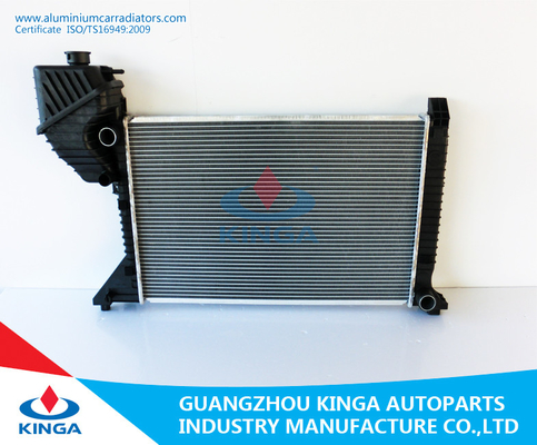 Benz Aluminum Radiators For Sprinter ' 95-03 MT OEM 9015003500 / 3600 / 3900 supplier