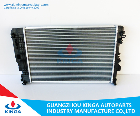 Engine Replacement Radiators Benz Vito Viano W639 ' 03- 639 501 0701 / 639 501 1201 AT Radiator Aluminum supplier