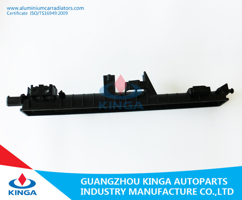 Auto Water Plastic Radiator Tanks For Benz Ml - Class W163 Ml270 ' 98 AT supplier
