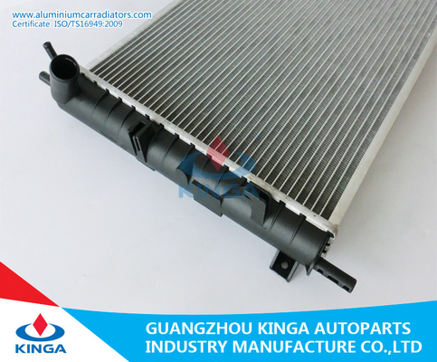 China Ford Radiator Mondeo 2.5/3.0/00-02 with Water Tank supplier