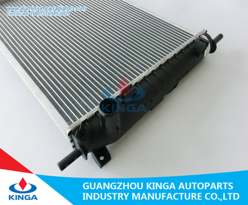 China Ford Radiator Mondeo 2.5/3.0/00-02 with Water Tank supplier