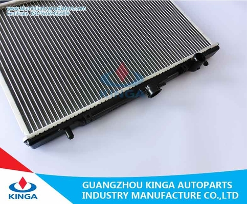 Mitsubishi Pickup L200'96 MT Vehicle Radiators Car Parts Radiator supplier