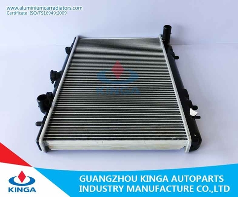 Mitsubishi Pickup L200'96 MT Vehicle Radiators Car Parts Radiator supplier