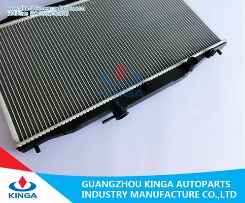 Xinlifan 520 MT PA16 / 26 Custom Car Radiators Aftermarket Aluminum Radiators supplier