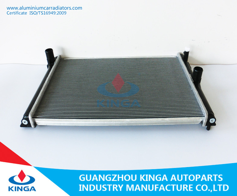 Automotive Engine Custom Aluminium Radiators TOYOTA AURIS 1.4D4D ' 07-MT supplier