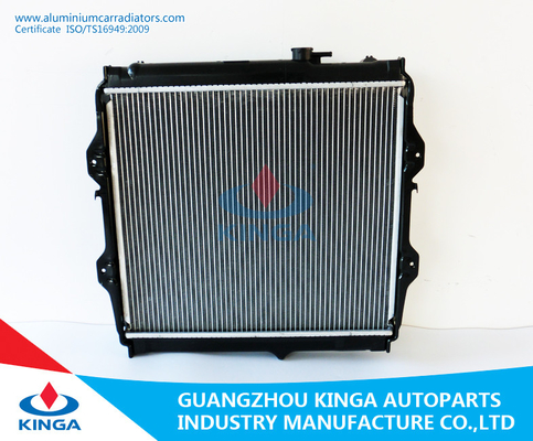 PA 16/32/36 Classic Car Radiators For HILUX2.4’88-97 AT supplier