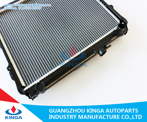 PA 16/32/36 Classic Car Radiators For HILUX2.4’88-97 AT supplier