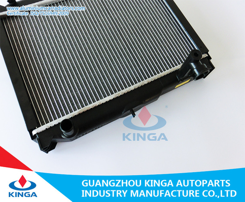 New Aluminum Auto radiator replacement for Nissan BUS MT supplier