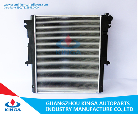 Custom Aluminum Car Parts G200'04-/L200'07 AT PA16/26mm Aluminum Plastic Radiator supplier