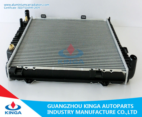 Plate Custom Auto Radiator Mercedes Benz Radiator PA 617*418*32mm supplier