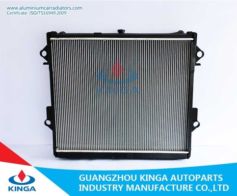 Automotive Engine Custom Aluminium Radiators Fits TOYOTA LANDCRUISER'09 UZJ200 AT supplier