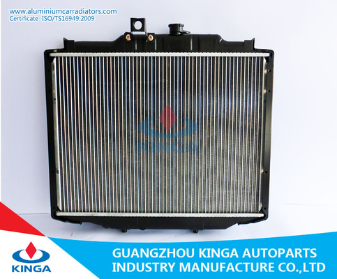 Aluminum Mitsubishi Radiator Delica'86-99 AT OEM MB356378 Auto Radiator supplier