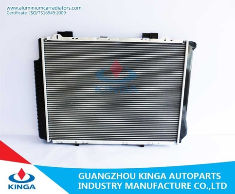 High Performance Auto Spare Parts Aluminum Benz Radiator W210 / E200 / E280 / E320'95-00 AT supplier