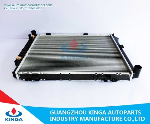 High Performance Auto Spare Parts Aluminum Benz Radiator W210 / E200 / E280 / E320'95-00 AT supplier