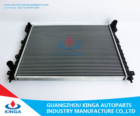 Professional Fantastic Low Price Land Rover L'10-13 MT Auto Radiator Car Radiator Replacement supplier