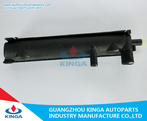 Aluminum Overflow Right Radiator Tanks Benz C CLASS W201 / 190E 2.3'82 supplier