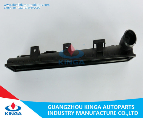 Benz Radiator Plastic Tank Left C CLASS W201 / 190E 2.3'82 AT 2016 supplier