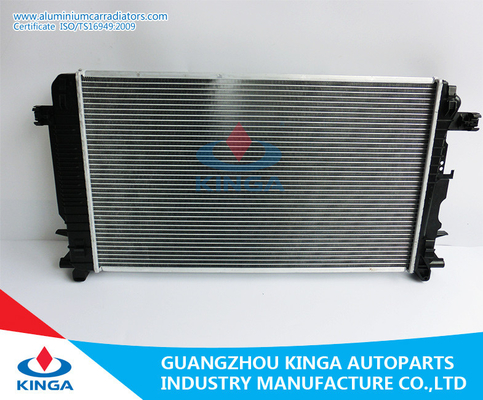 MERCEDES SPRINTER '06 Aluminium Car Radiators Custom High Performance Radiator supplier