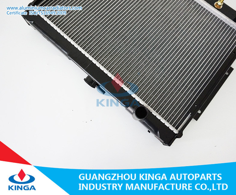 L047 / PICKUP L200 86-91 AT Mitsubishi Radiator Core Thickness 32 / 36mm supplier