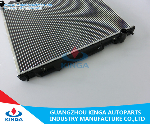 Mitsubishi Auto Mobile Aluminium Car Radiators Plastic Water Tank L400 / SPACE GEAR ' 94 supplier