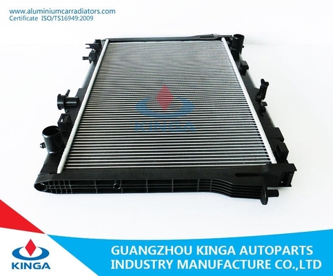 Isuzu Aluminium Car Radiators Of DMAX2 2500CC MT OEM 8-98137277-4 With High Performance supplier