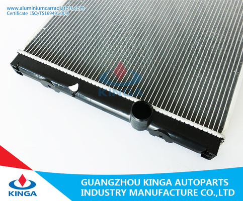 MC127001 / ME291794 Mitsubishi Aluminum Radiator Of Canter'93-96 MT supplier