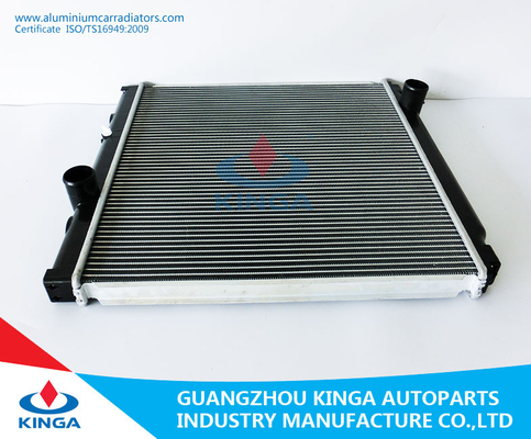 MC127001 / ME291794 Mitsubishi Aluminum Radiator Of Canter'93-96 MT supplier