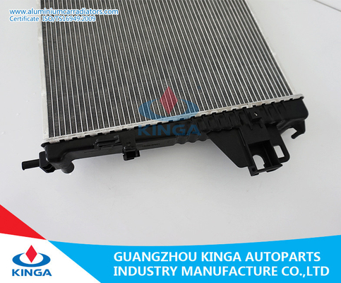 52080118AB Automotive Engine Custom Aluminium Radiators JEEP LIBERTY'02-06 supplier