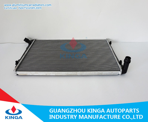 Volkswangen Car Engine Cooling Radiator Replacement For PASSAT(05-)/ JETTA(05-) MT supplier