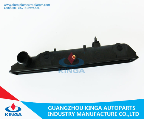 OEM 17700 Vehicle Plastic Raidtaor Tank For Vitara 88-97 TA01 G16A AT supplier