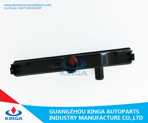 Auto Parts Plastic Model Radiator Plastic Tank for Suzuki ESCUDO /GRAND/VITARA 05 MT supplier
