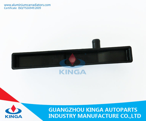 Auto Parts Plastic Model Radiator Plastic Tank for Suzuki ESCUDO /GRAND/VITARA 05 MT supplier