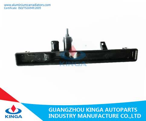 Suzuki Nahlo'2013 Mt Aluminum Radiator Plastick Top Tank For Replacement supplier