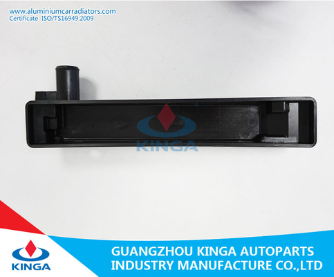 TOYOTA HIACE ( GAS ) RZH104 1999 Auto Car Parts Plastic Radiator Tank For Car Radiators supplier