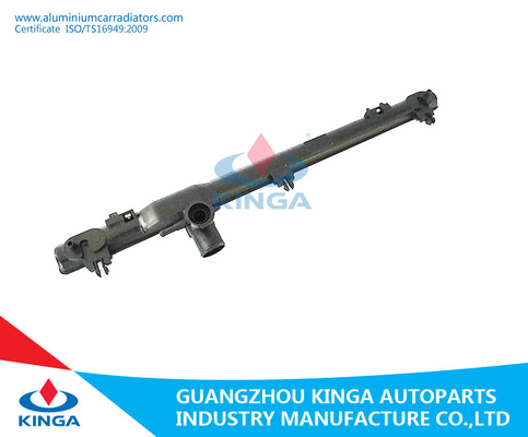 Auto Aluminum Radiator Plastic Tank Toyota Crown'06 UZS187 MT Neutral Packing supplier