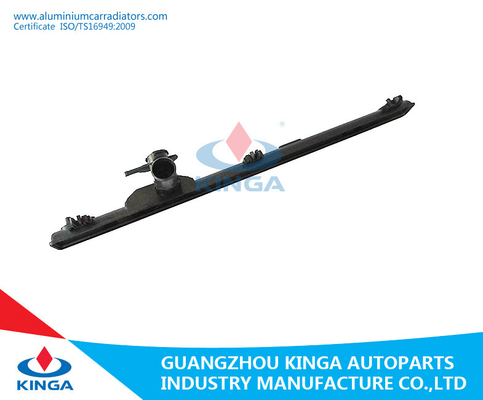 Auto Aluminum Radiator Plastic Tank Toyota Crown'06 UZS187 MT Neutral Packing supplier