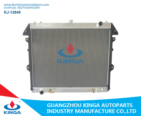 Aluminum Material TOYOTA HILUX VIGO Radiator OEM 16400-OC140/OC210 supplier