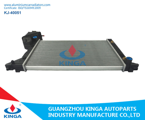 Auto Spare Parts / Aluminium Car Radiators Benz Sprinter' 95-00 AT Cooling Radiator System supplier