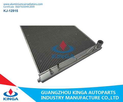 TANK 40MM / 30MM Toyota Car Radiator For Alphard 04-at OEM 16041-20380 supplier