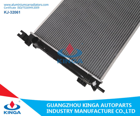 2004 G. M. C Cooling System Aluminium Car Radiators Of Chrysler Pacifica Silver Color supplier