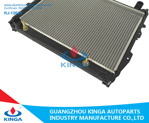 High Performance Plastic Aluminum Toyota Radiator 16400-35090 / 35100 / 35380 supplier