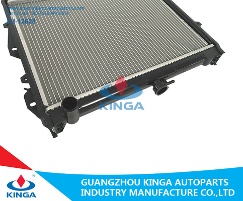 High Performance Plastic Aluminum Toyota Radiator 16400-35090 / 35100 / 35380 supplier