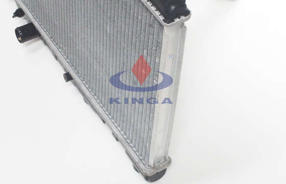 High Performance Toyota Radiator For Toyota Carina 1992 ， OEM 1640011170 / 1640016150 supplier