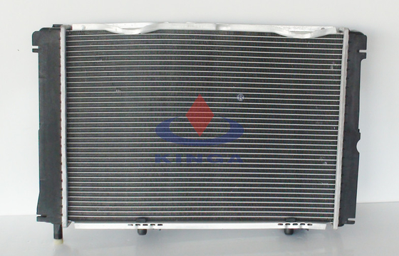 High cooling efficiency auto repair radiator Of BENZ W124 / 200D / 250 TD 1984 1993 MT supplier