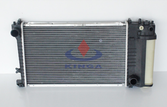 Custom car radiators Of BMW 520i 1988 , 1995 MT OEM 1712986 / 1719308 / 1723941 supplier