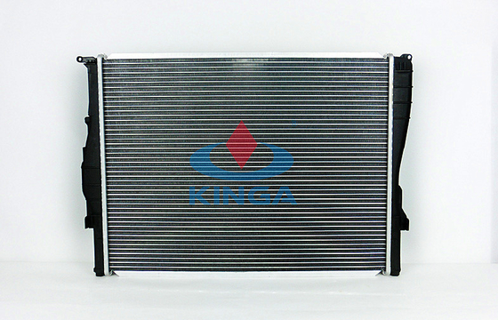 BMW Motorcycle Parts Aluminum Car Radiator For 320 / 323 / 325 / 330I '  05 - 3E90 supplier