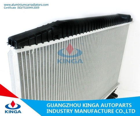 PA32 Aluminium Benz Radiator W126 / 560SE ' 79 - At OEM 1265004803 Oil Cooler 38 * 330 supplier