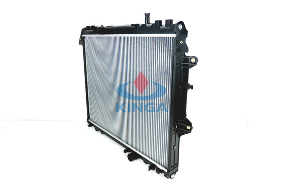 Innova 2004 Toyota Toyota Hilux Radiator Oem 16400 0L160 With Plastic Tank supplier